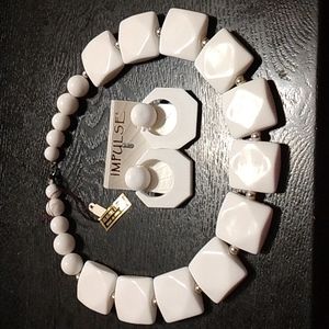 Chunky white Lucite square and round bead choker w/octagon hoop post earrings